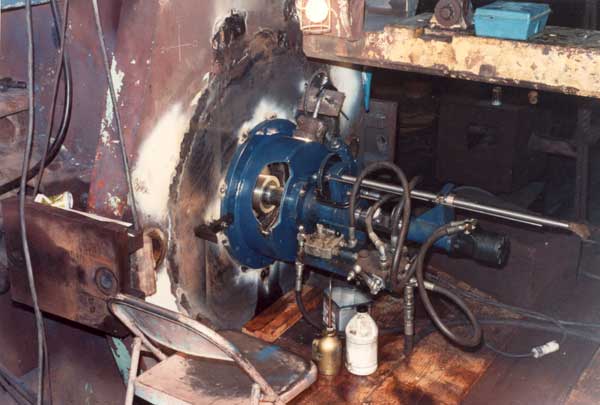 Hydraulic End Boring